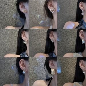 2024 New Niche Design Geometric Pearl Earrings Personality Versatile Trendy Stud Fashion Temperament Earrings For Women